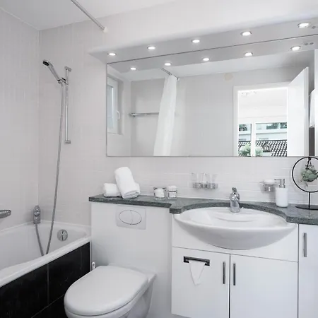 Apartment Junior Suite Classic - Isole Di Brissago By Interhome *