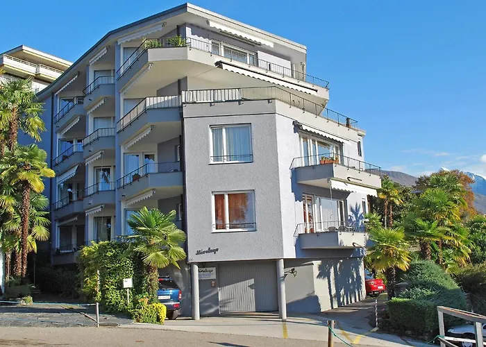 Apartment Junior Classic - Isole Di Brissago By Interhome