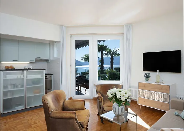 Apartment Junior Classic - Isole Di Brissago By Interhome Ascona