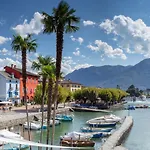 아파트 Junior Classic - Isole Di Brissago By Interhome 아스꼬나